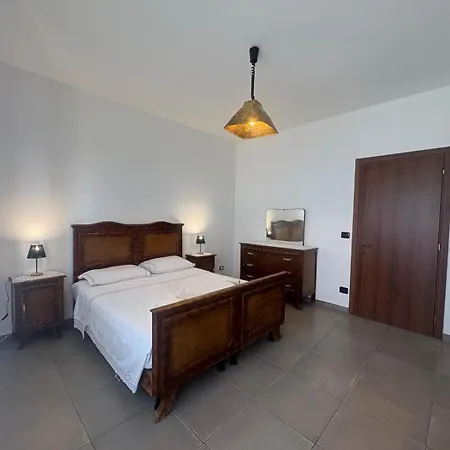 Langhe Da Cartolina * Mango