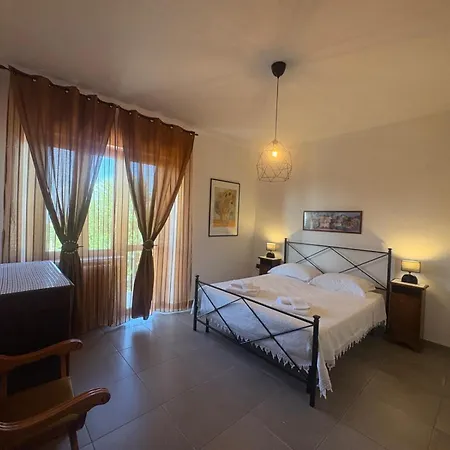 Langhe Da Cartolina Apartmán *